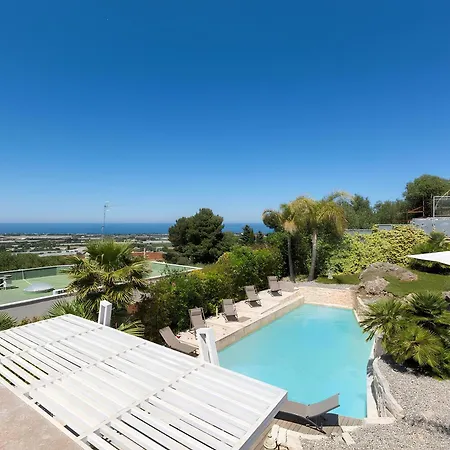 Iside * كونفيرسانو